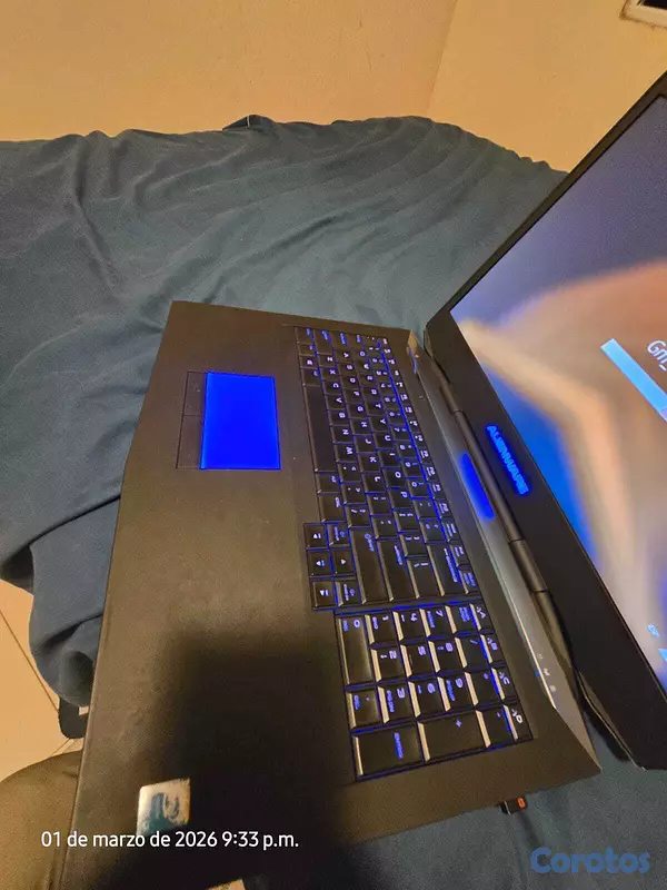 computadoras y laptops - Laptop Alienware R2 17  SSD 256GB 6
