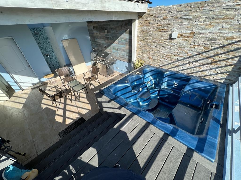 penthouses - Pent-house de 3 niveles en Naco con jacuzzi 2