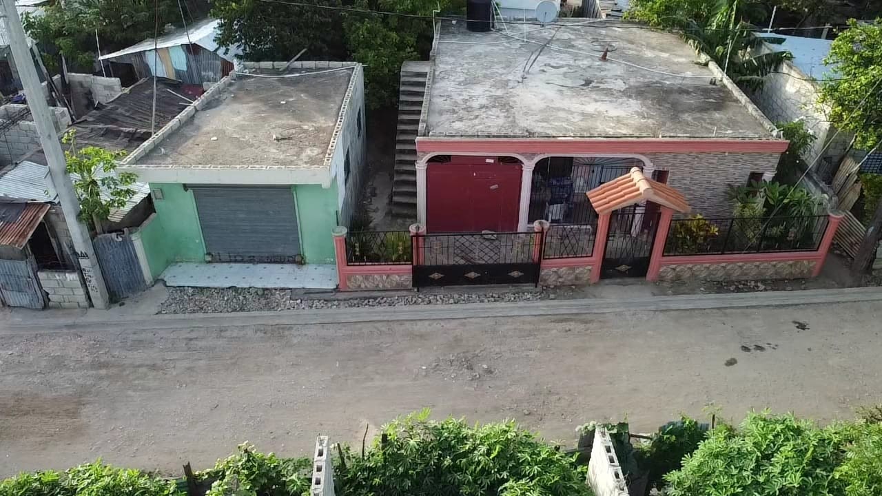 casas - VENDO Casa + Un Local Comercial de Oportunidad en Villa Progreso 2
