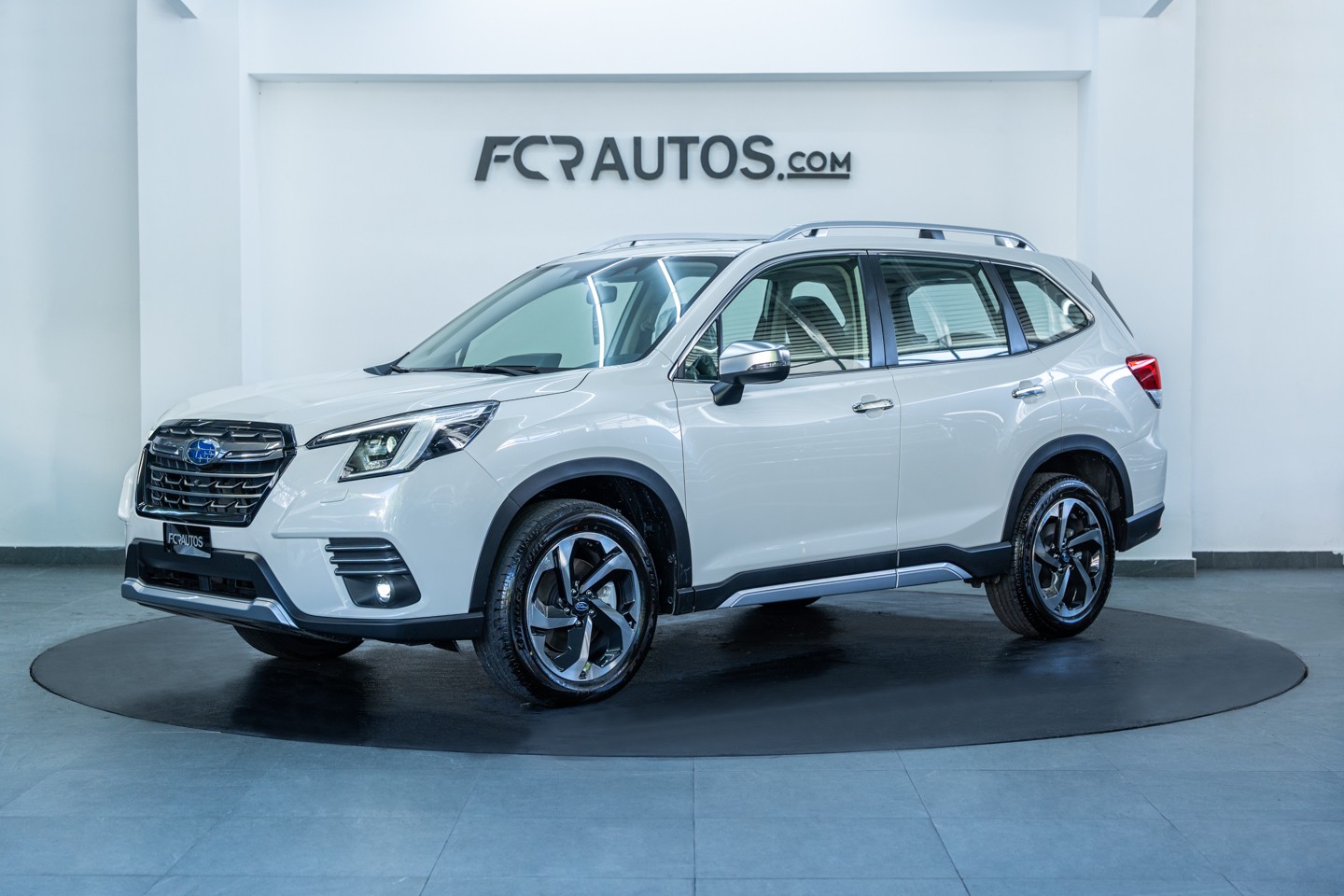 jeepetas y camionetas - SUBARU FORESTER LIMITED 2024
