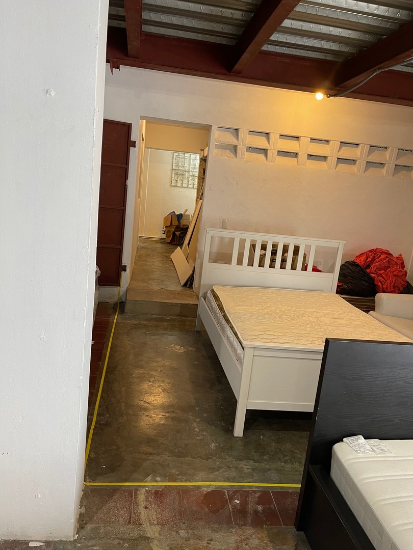 muebles y colchones - Cama queen comprada en IKEA con colchón 6