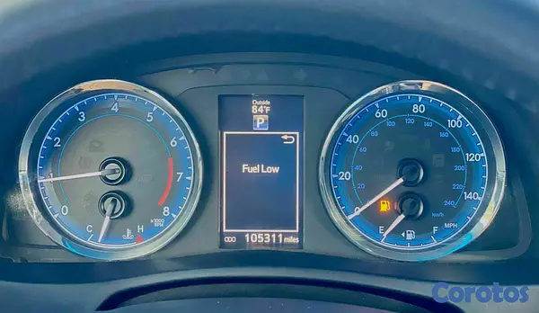 carros - TOYOTA COROLLA SE 2019 3