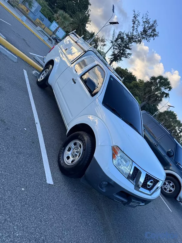 jeepetas y camionetas - NISSAN FRONTIER 2014 de oportunidad  2