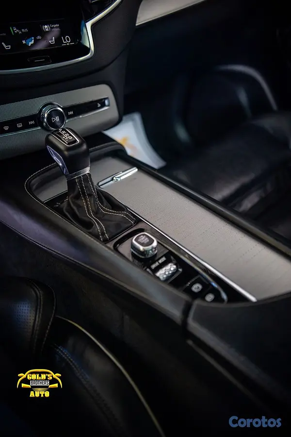 jeepetas y camionetas - Volvo XC90 T6 R-Deding 2021 Recien Importada Clean 12