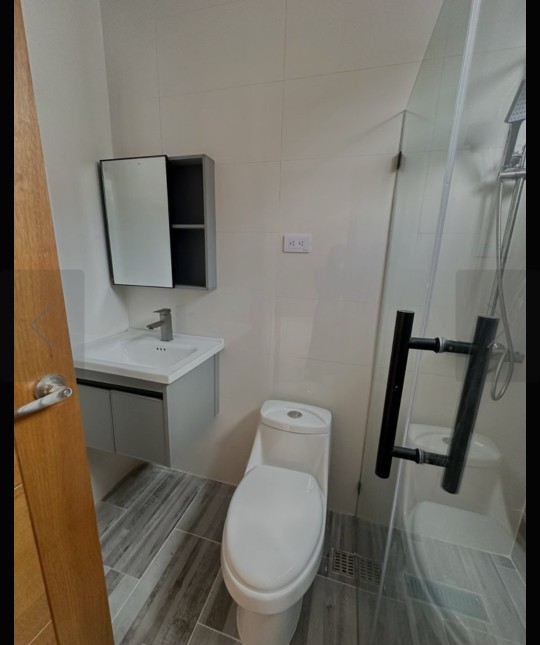apartamentos - Alquiler de Apartamento Nuevo Vacio en Mirador Norte 1