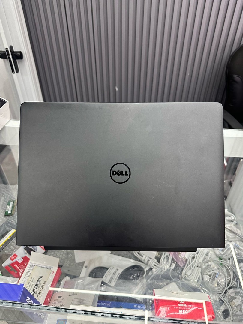 computadoras y laptops - Laptop Dell Latitude 3470 i5 6ta Gen 4GB RAM 500GB HDD Windows 10 Instalado 1