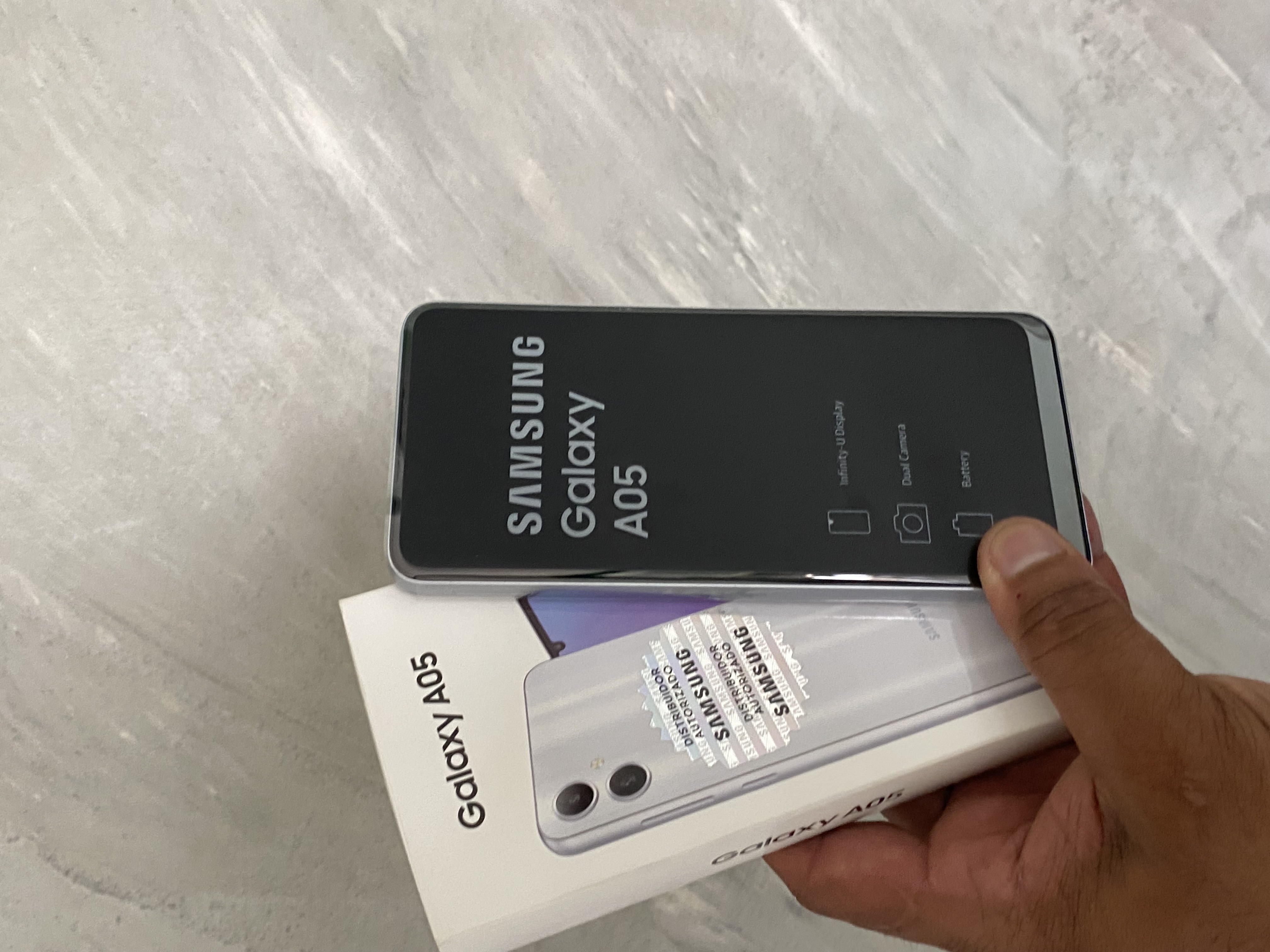 celulares y tabletas - Samsung galaxy A05 64GB  3