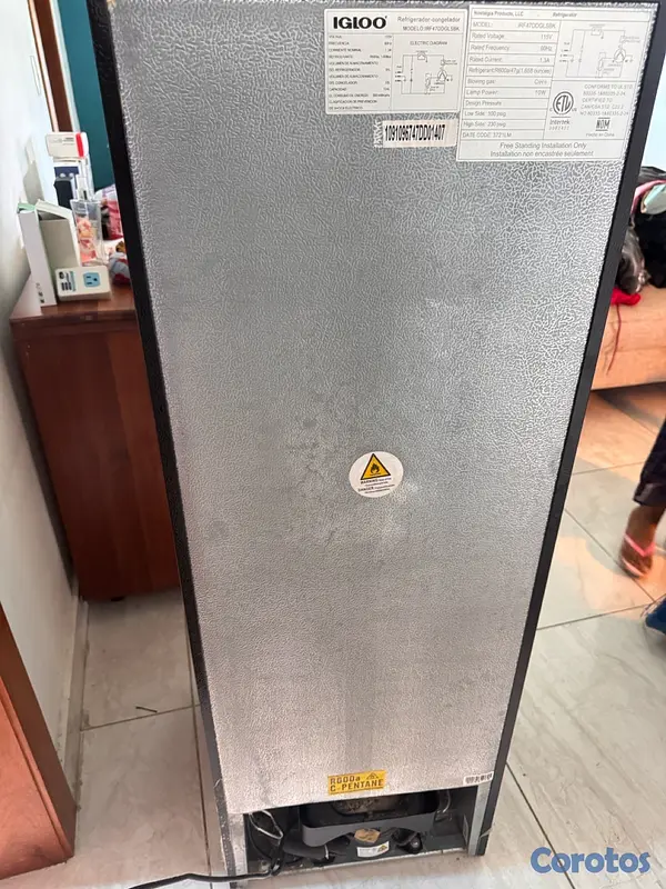 electrodomesticos - Vendo Nevera Ejecutiva / Minibar Igloo de 2 puertas.  (diseño elegante) 3