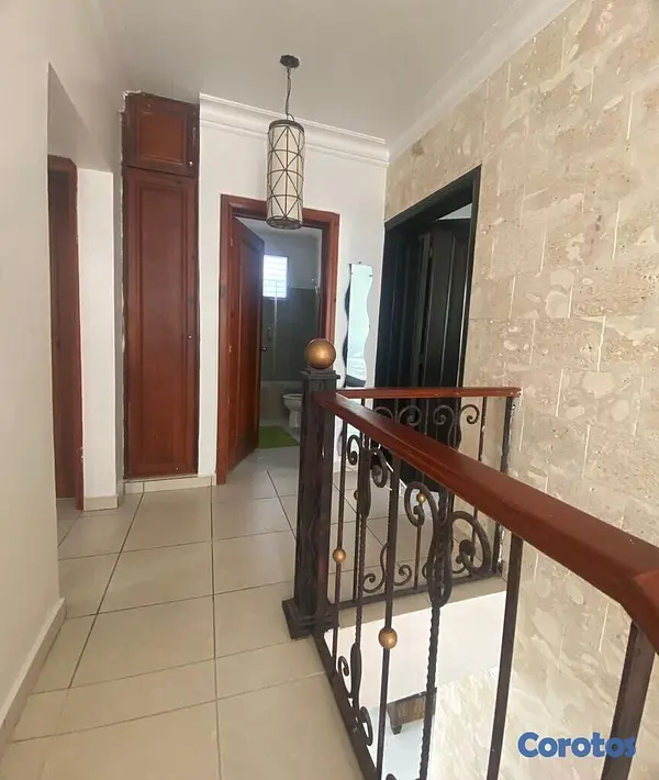 casas - VENDO CASA EN RESIDENCIALCERRADO DE 6 CASAS EN JUAN DOLIO A 5 MINUTOS DE LA PLA 5