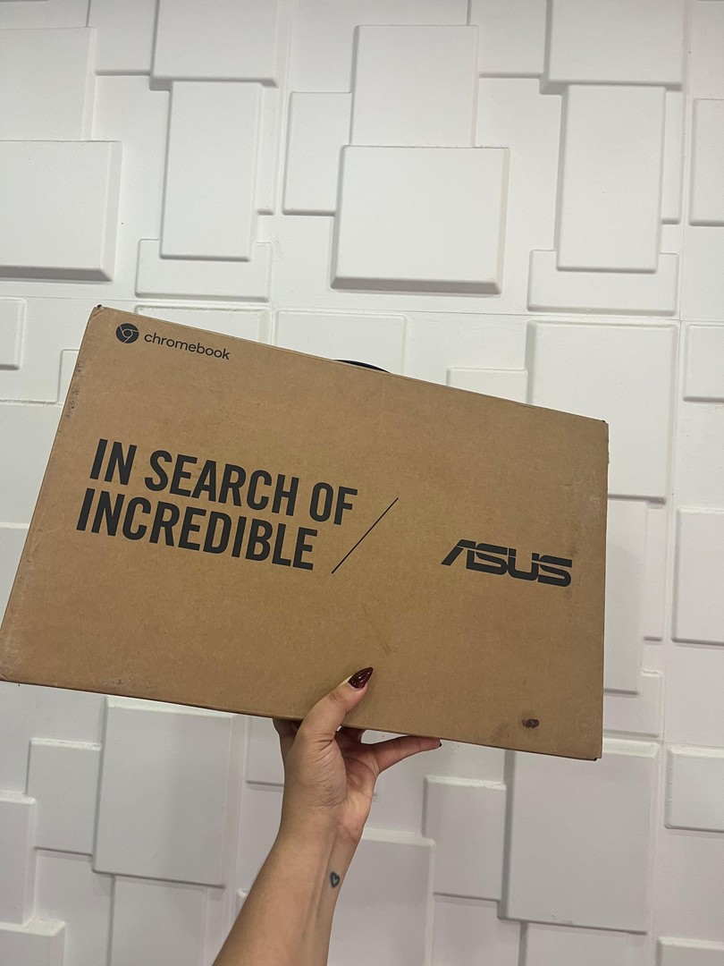 computadoras y laptops - ASUS CX55 CHROMEBOOK 512GB SSD/16GB RAM 15.6" NUEVA 