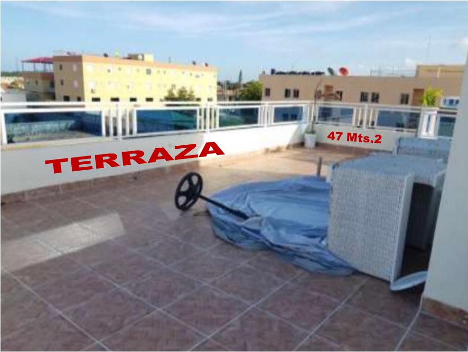 casas vacacionales y villas - CASA 3 NIVELES AMUEBLADA,  EN BAVARO, RES. VILLAS ALTAS, BUENA VISTA, PUNTA CANA 5