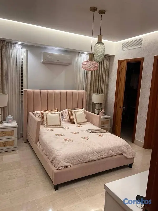 apartamentos - Espectacular apartamento en venta ubicado en Naco 

US$695,000 16