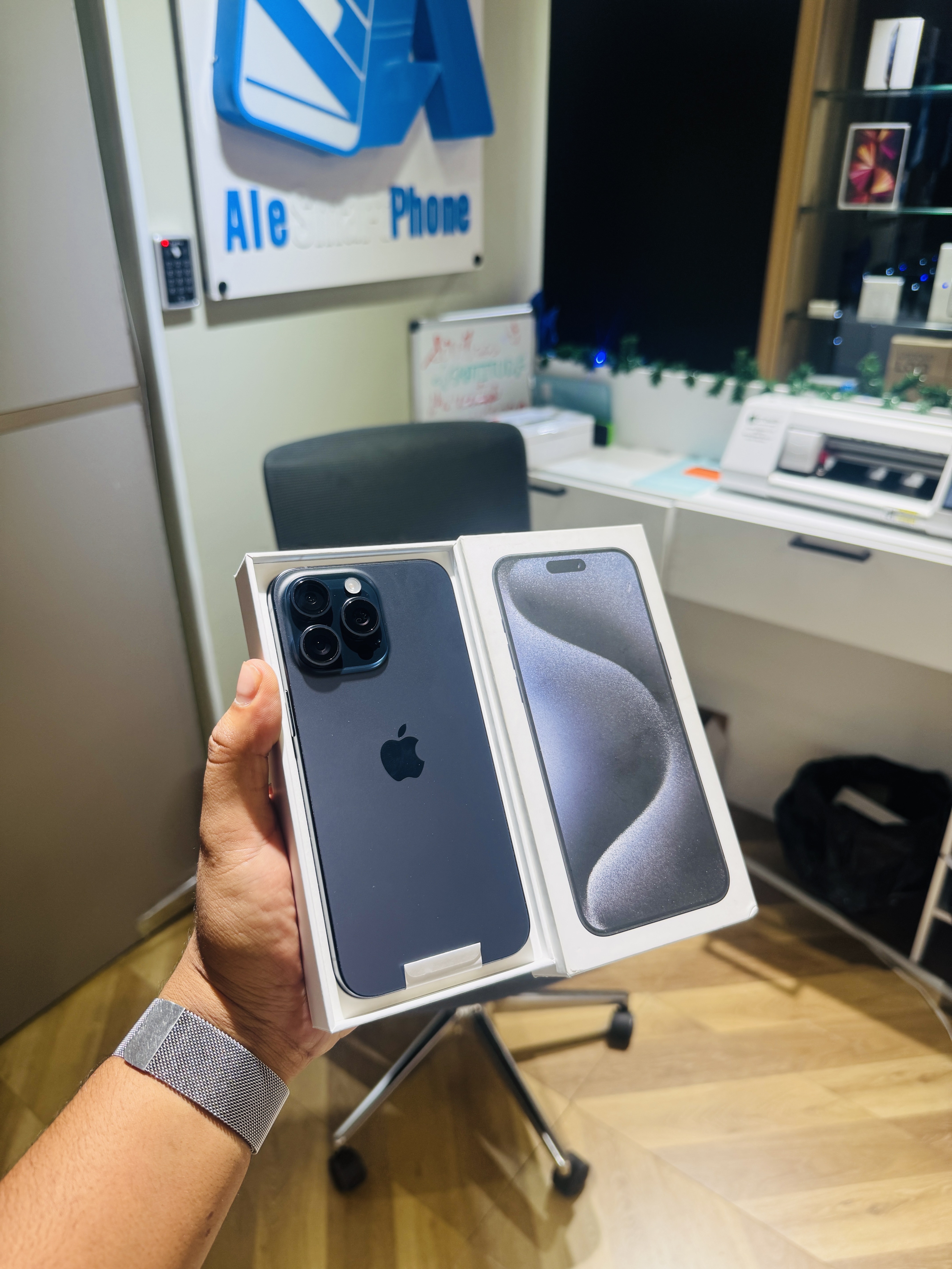celulares y tabletas - iPhone 15 Pro max 256Gb Sim físico Desbloqueado