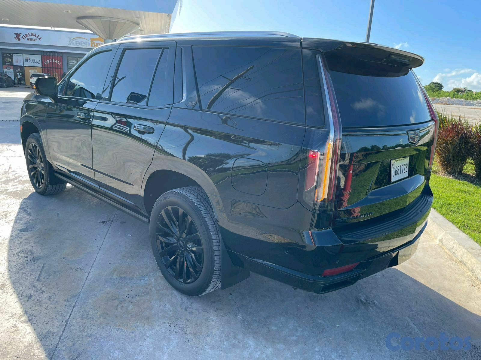 jeepetas y camionetas - Cadillac Escalade Premiun Luxury 2023  5