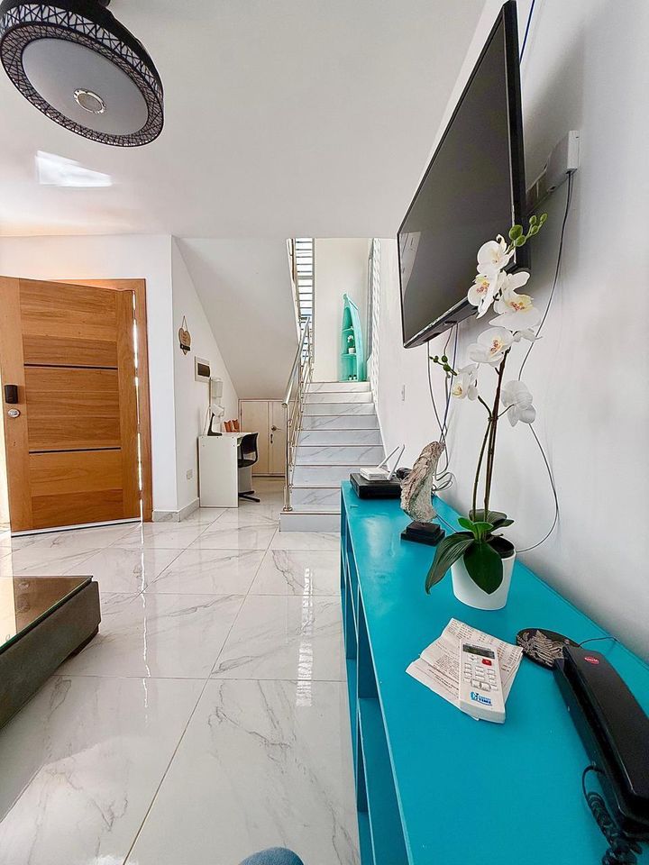 casas - Casa en alquiler con piscina  3