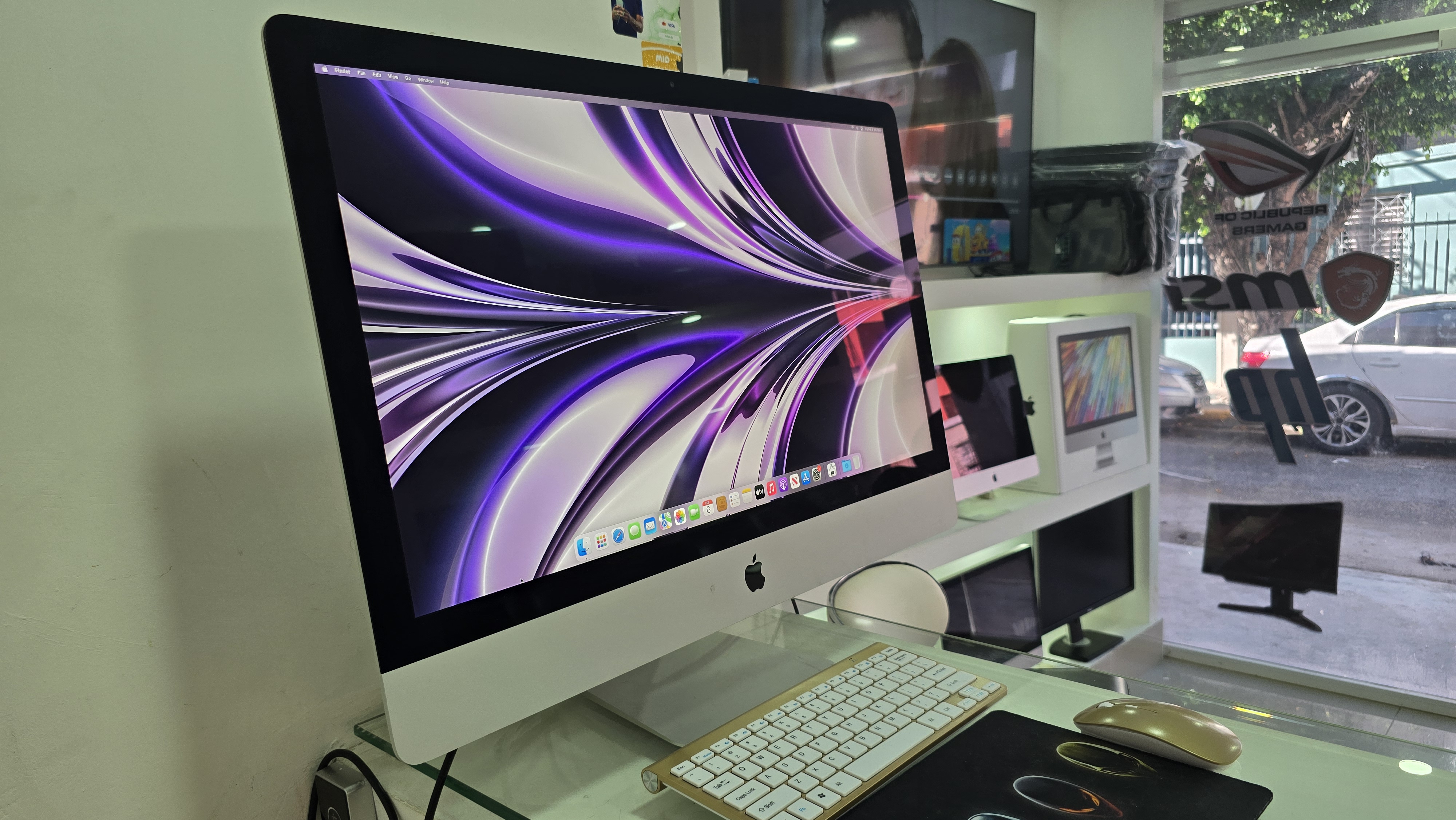 computadoras y laptops - imac 21 Pulg Retina Core i5 3.2ghz Ram 8gb ddr4 Disco 256gb solido año 2017