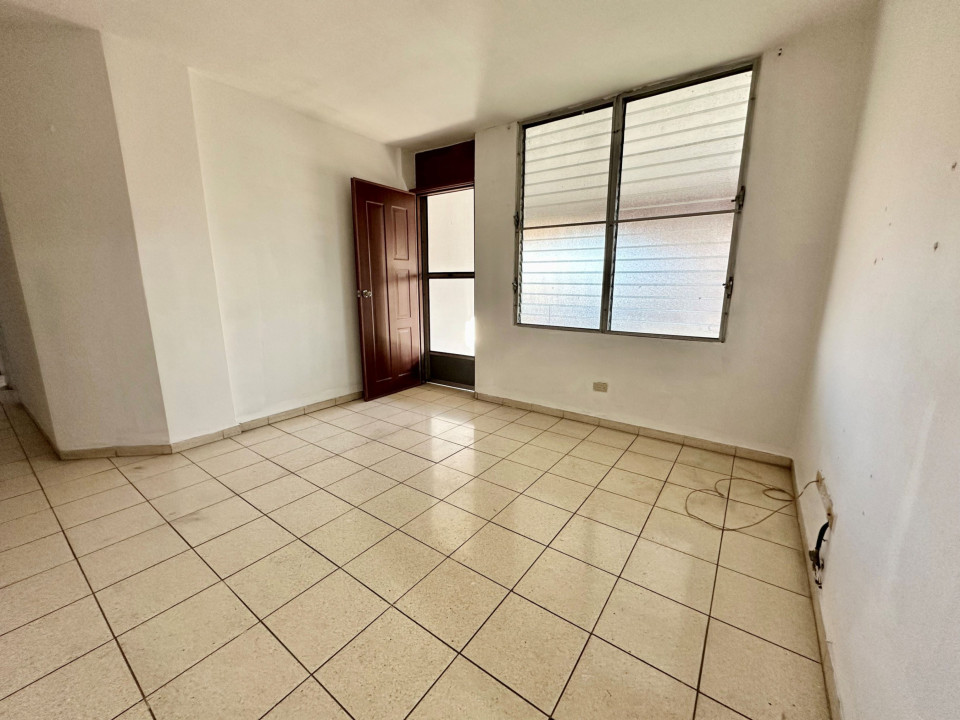 apartamentos - Apartamento en Venta en Las Praderas 3H, 2B, 1P, 3re Piso 1