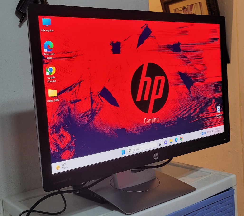 computadoras y laptops - Monitor hp Full 1080p hdmi de 24 Pulgadas  0