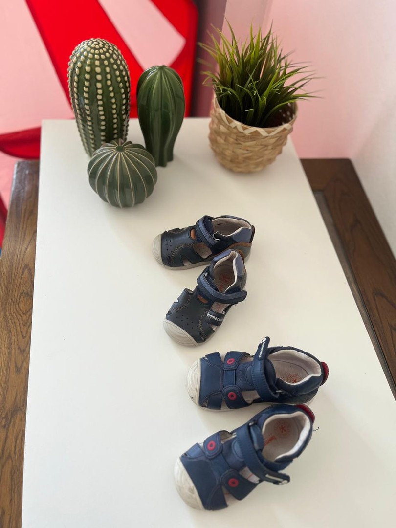 ropa y zapatos - Vendo lote de zapatos niños  4