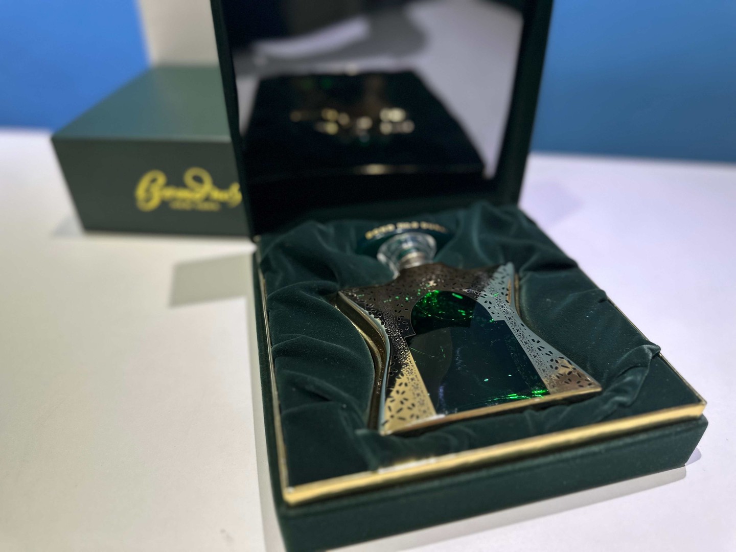 joyas, relojes y accesorios - Vendo Perfume Bond NO.9 DUBAI EMERALD 100ML Nuevo, Original, RD$ 19,500 NEG