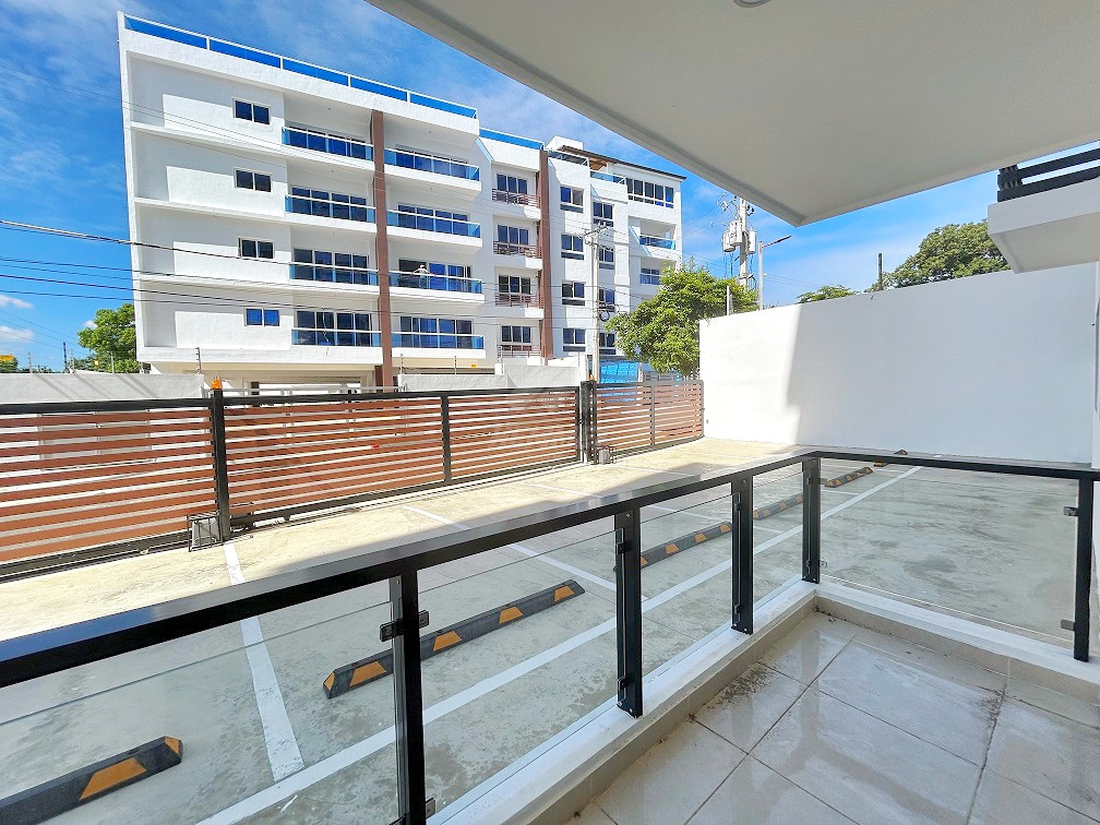 apartamentos - PRIMER PISO PATIO PRIVADO PROXIMO PUCMM SANTIAGO  1