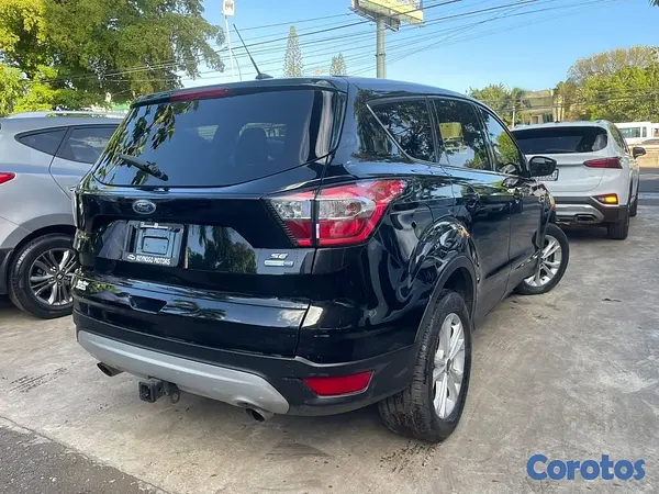 jeepetas y camionetas - FORD ESCAPE SEL 2017 4