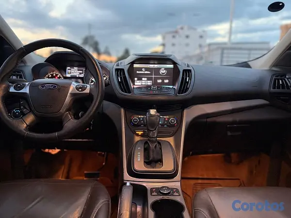 jeepetas y camionetas - Ford Escape SE Panoramica 2015 4