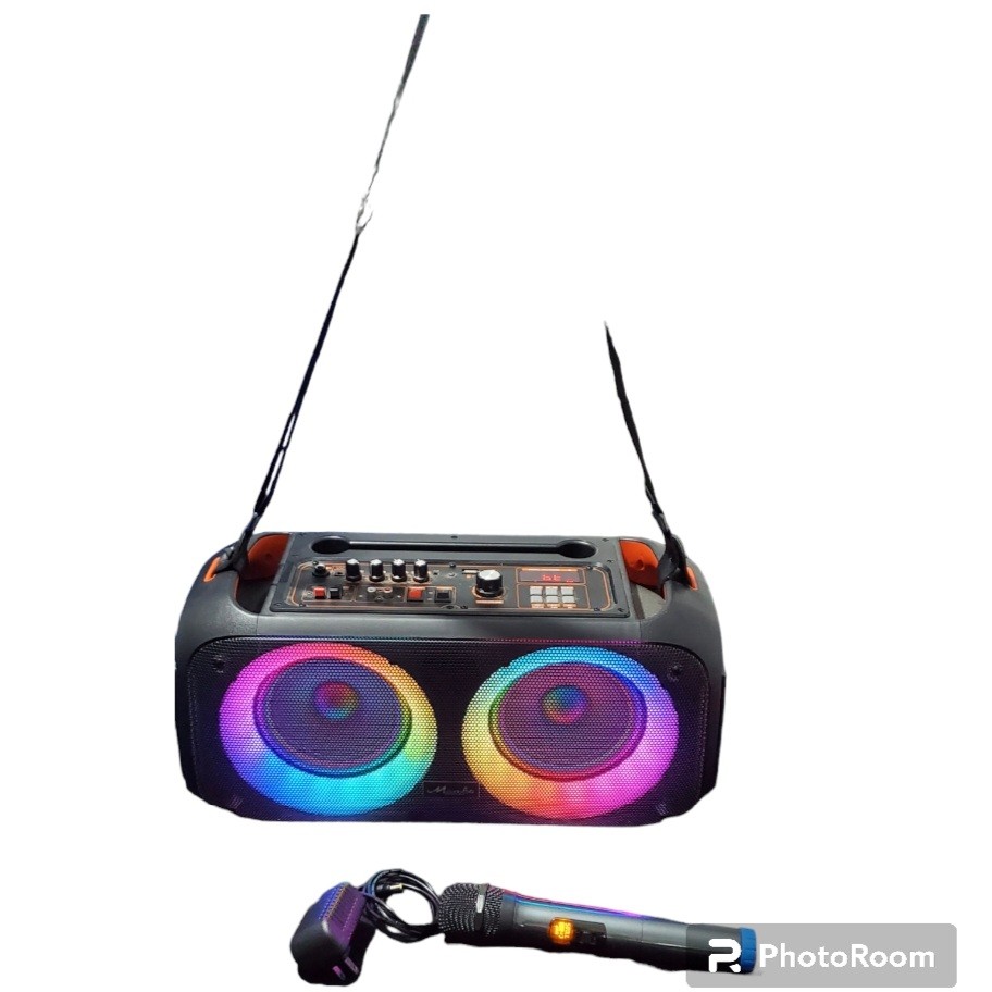 otros electronicos - Bocina Mambo Speakers 4,500
3000w
2×6.5
Karaoke 
Recargable 
Luces LED de Woofer 1