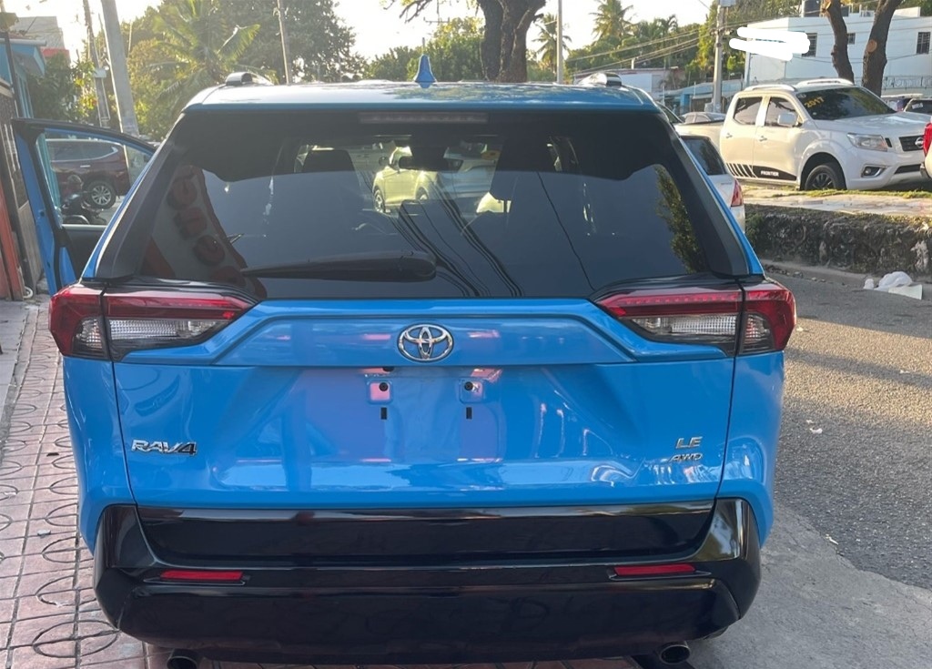 jeepetas y camionetas - 2019 Toyota Rav4 4x4 2