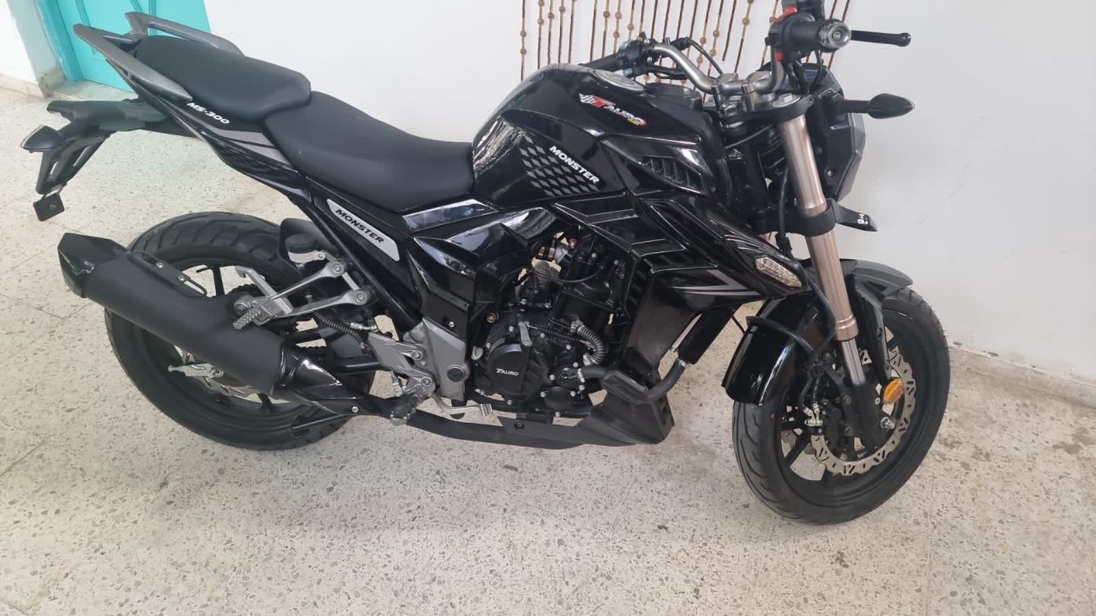 Vendo moto Taurus Monster 300 2021 50 km NUEVA NUEVA