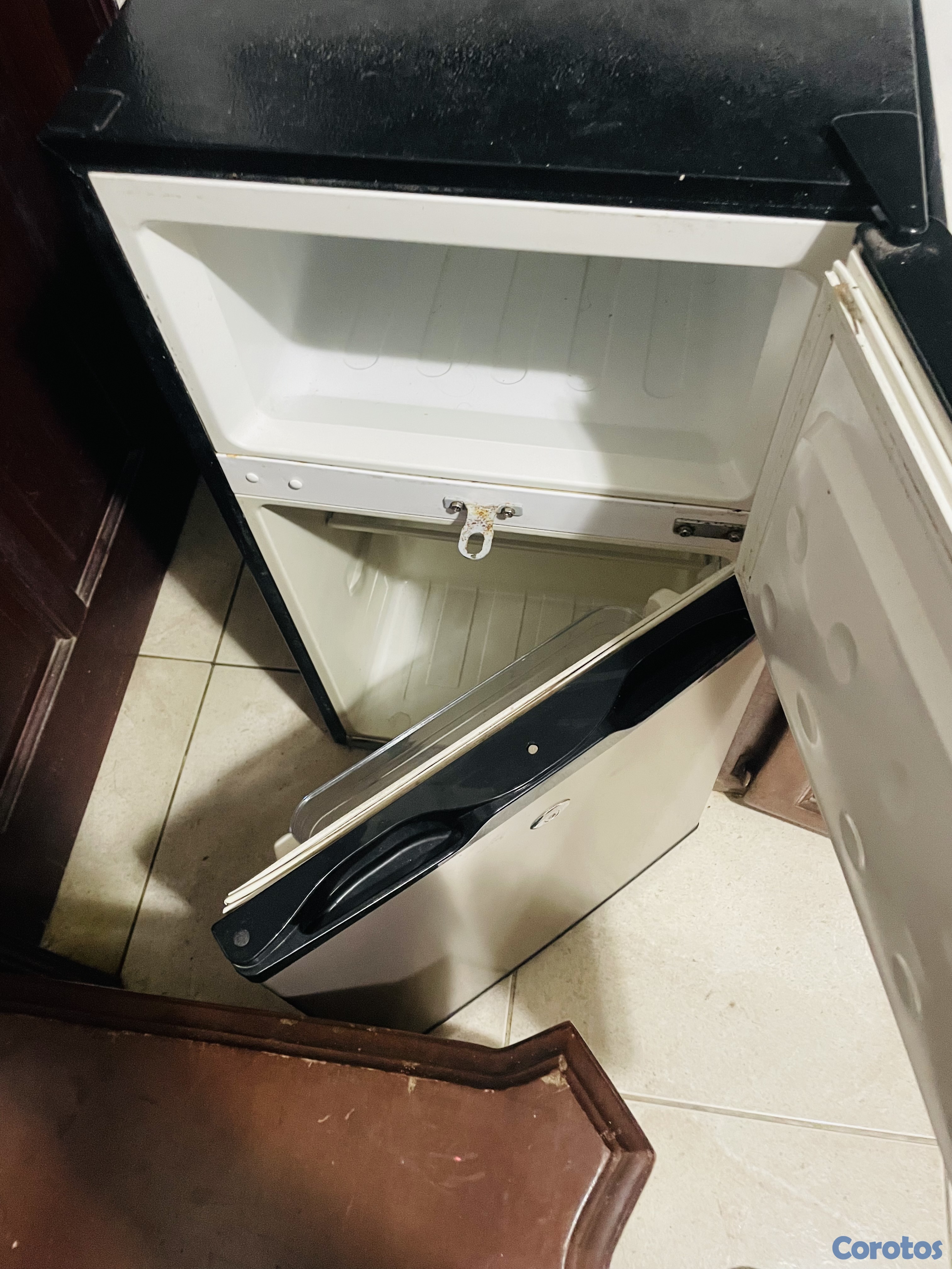 electrodomesticos - Neveras oficina general plus  1