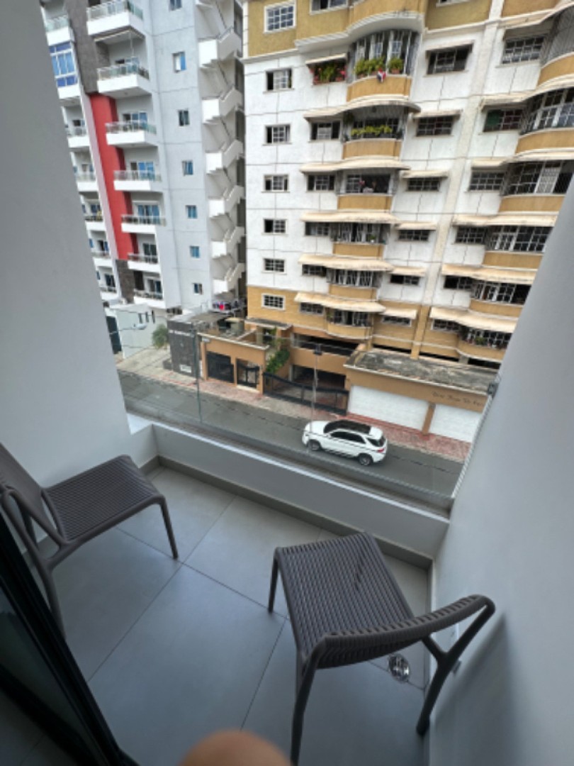 apartamentos - Apartamento en Alquiler Amueblado en EVARISTO MORALES
 2