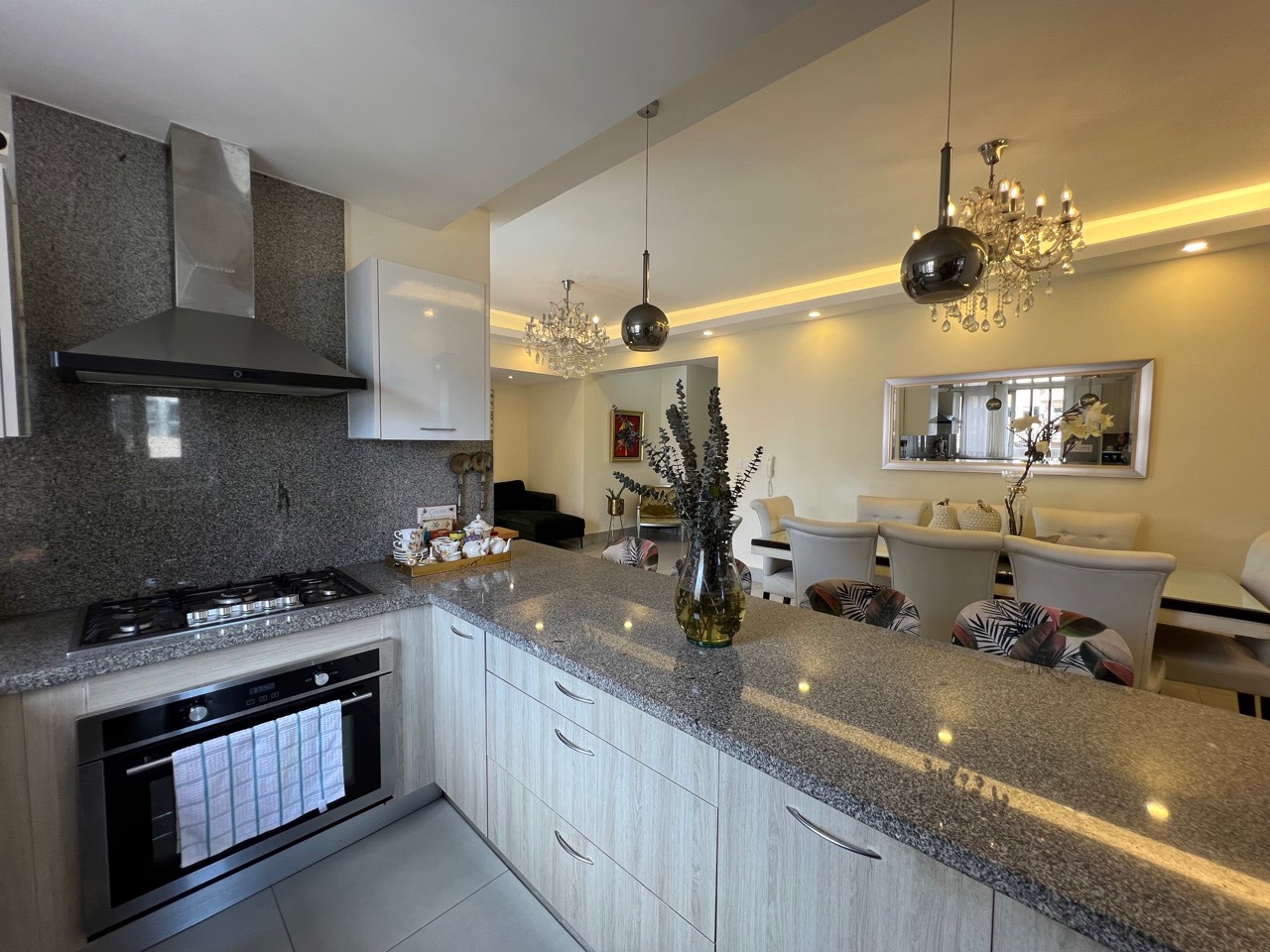 apartamentos - Apartamento en Venta en Evaristo Morales 8