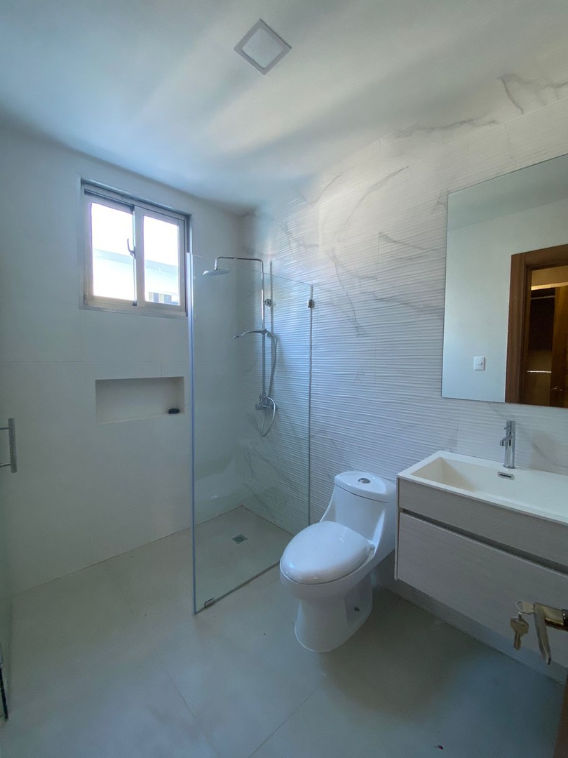 casas - Espectacular Vivienda Amueblada Recién Construida  2
