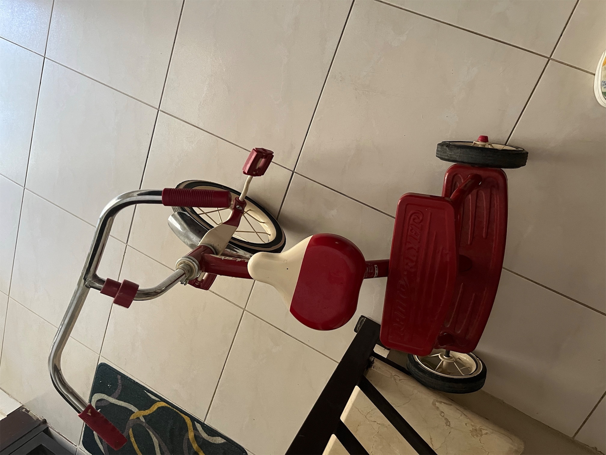 bicicletas y accesorios - Radio Flyer Triciclo clásico rojo de 10 pulgadas para niños de 2 a 4 años.