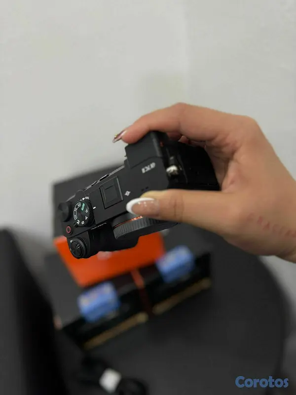 camaras y audio - CAMARA SONY A7C II COMPLETAMENTE NUEVA (SOLO CUERP 3