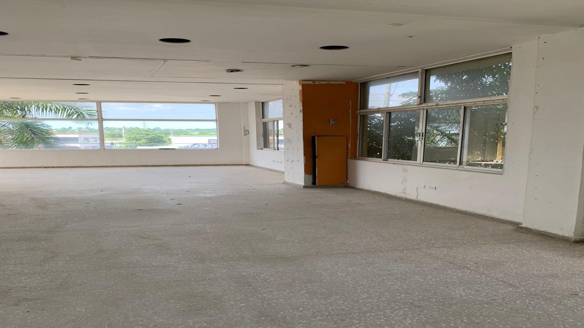 oficinas y locales comerciales - Local comercial en alquiler en San Isidro 7