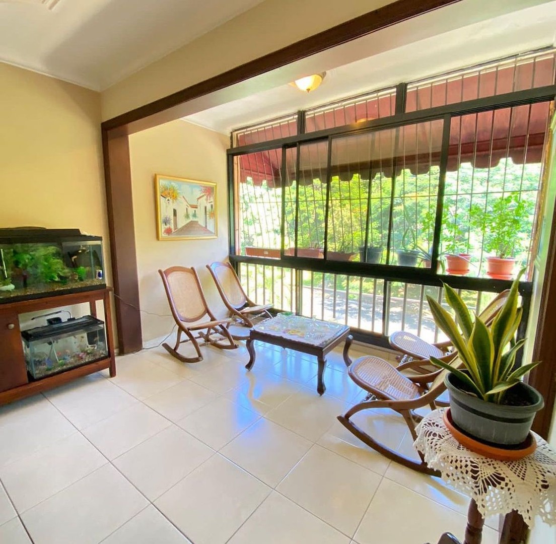 apartamentos - Se vende apartamento en La Cayetano Germosén 0