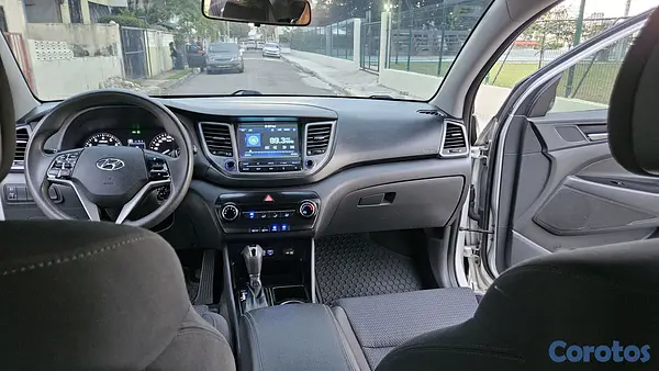 jeepetas y camionetas - hyundai Tucson 2017 doch 7