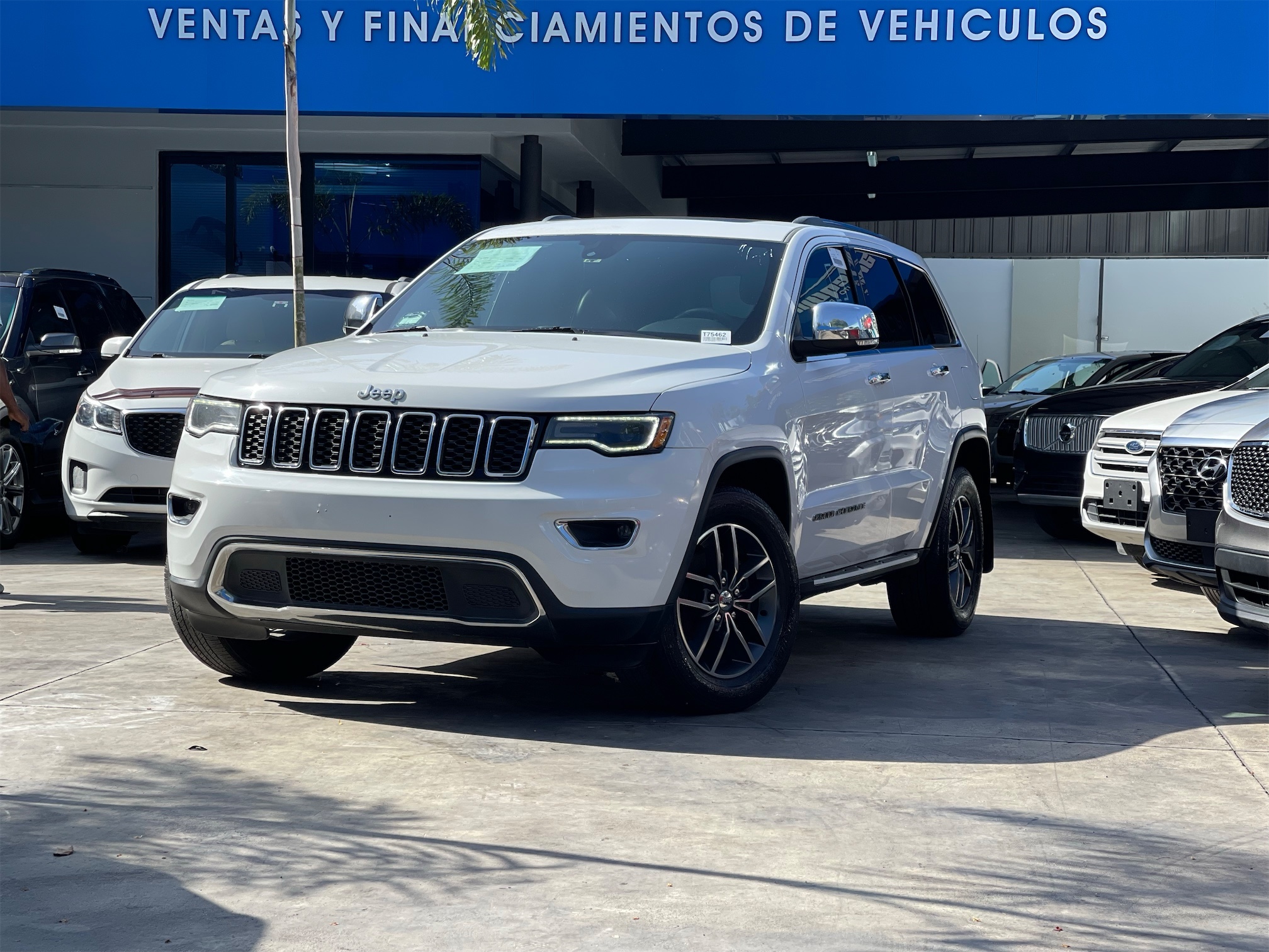 jeepetas y camionetas - Jeep grand Cherokee limited 2017
