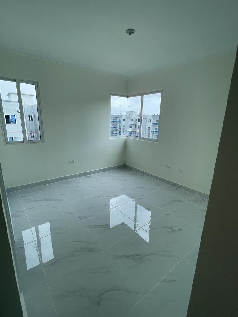 apartamentos - Vendo Apartamento nuevo a estrenar En Las cayenas 4
