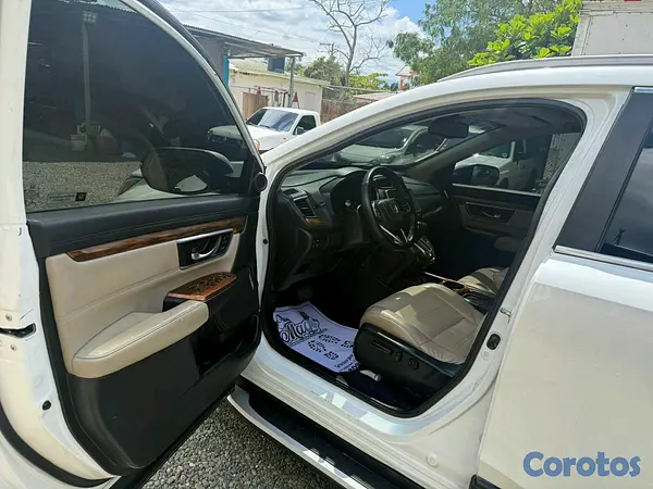 jeepetas y camionetas - Honda crv exl 2017 6