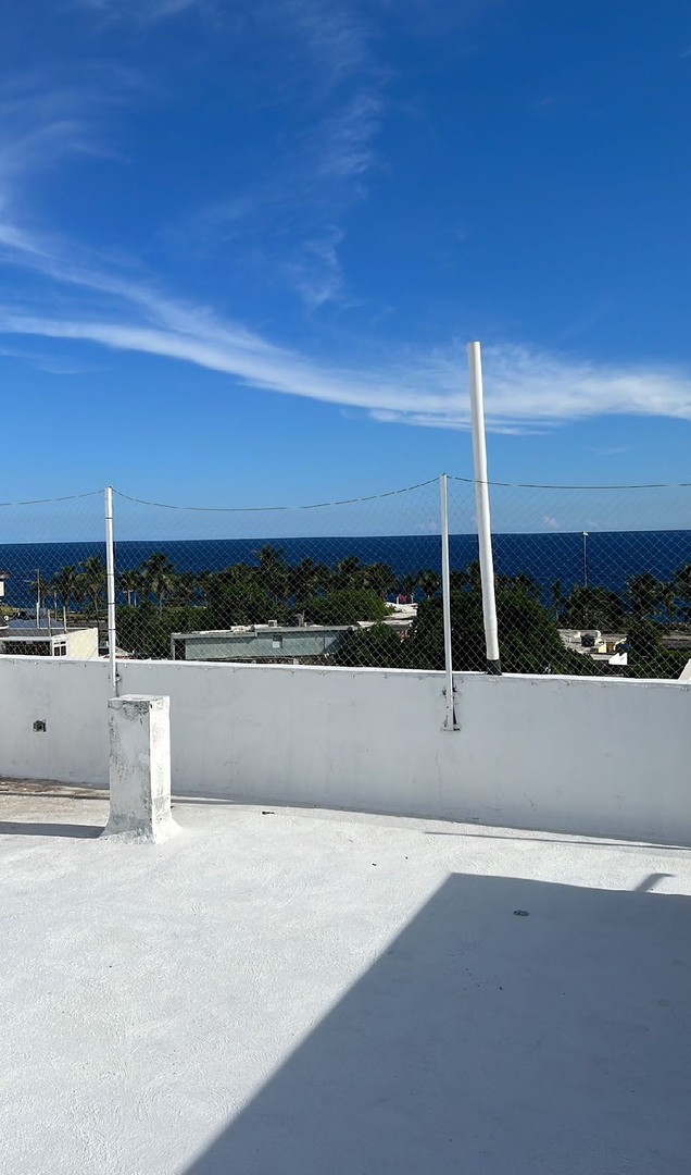 apartamentos - Vendo apartamento de 287.8 mts con terraza vista al mar. 
KM 8 1/2
RD$10,800,000 6