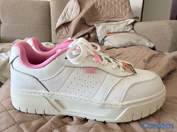 zapatos para mujer - NEGOCIABLE TENIS AVÍA BLANCO ROSADO UBICADO EN AZÚA O SE LO LLEVAMOS  5
