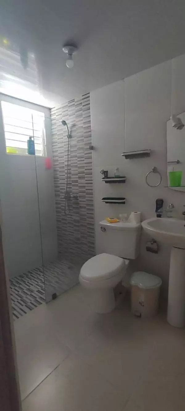 apartamentos - VENDO APARTAMENTO EN LA JACOBO MAJLUTA  9