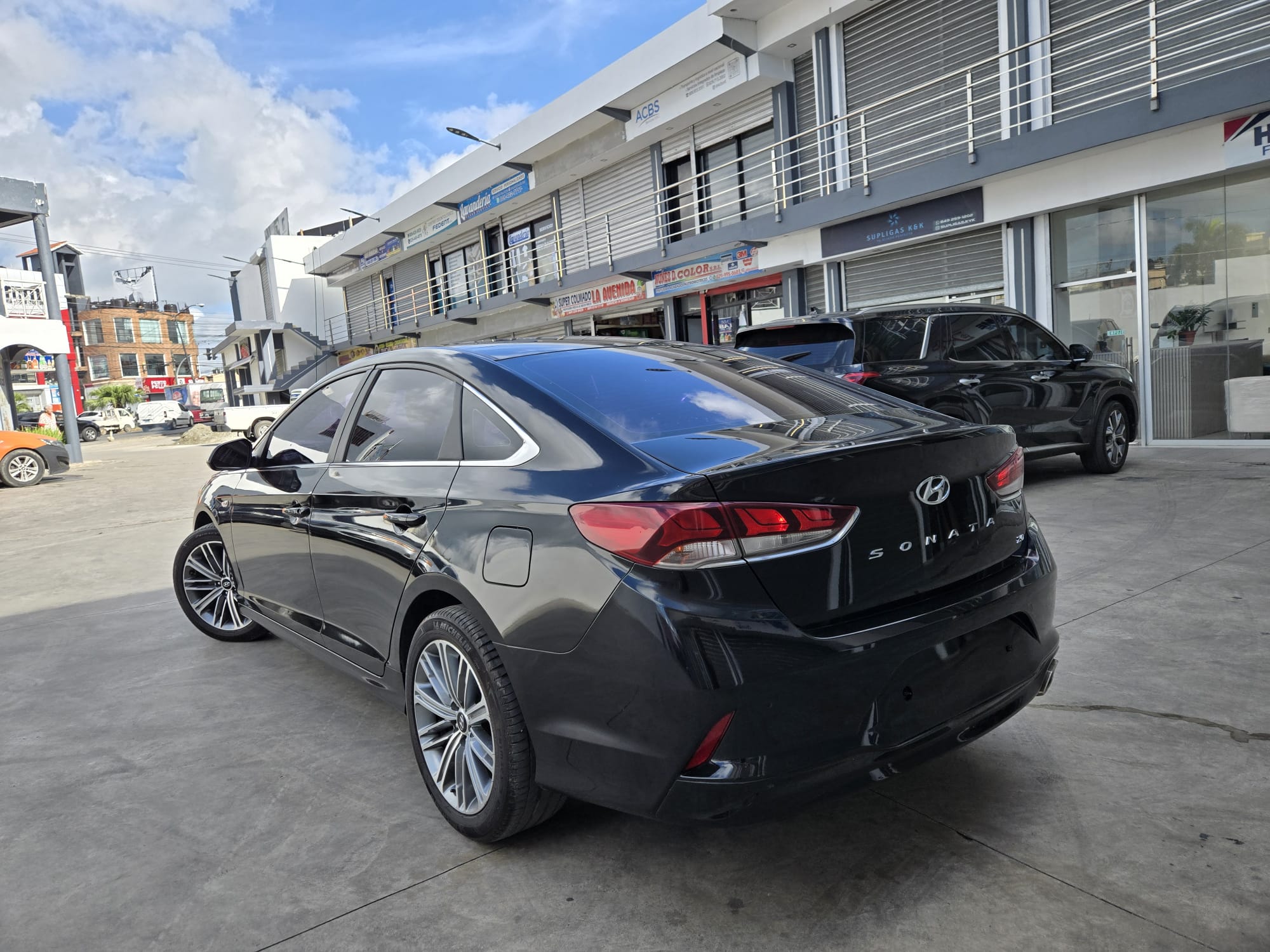 carros - HYUNDAI SONATA NEW RISE 2018 NEGRO GASOLINA 3