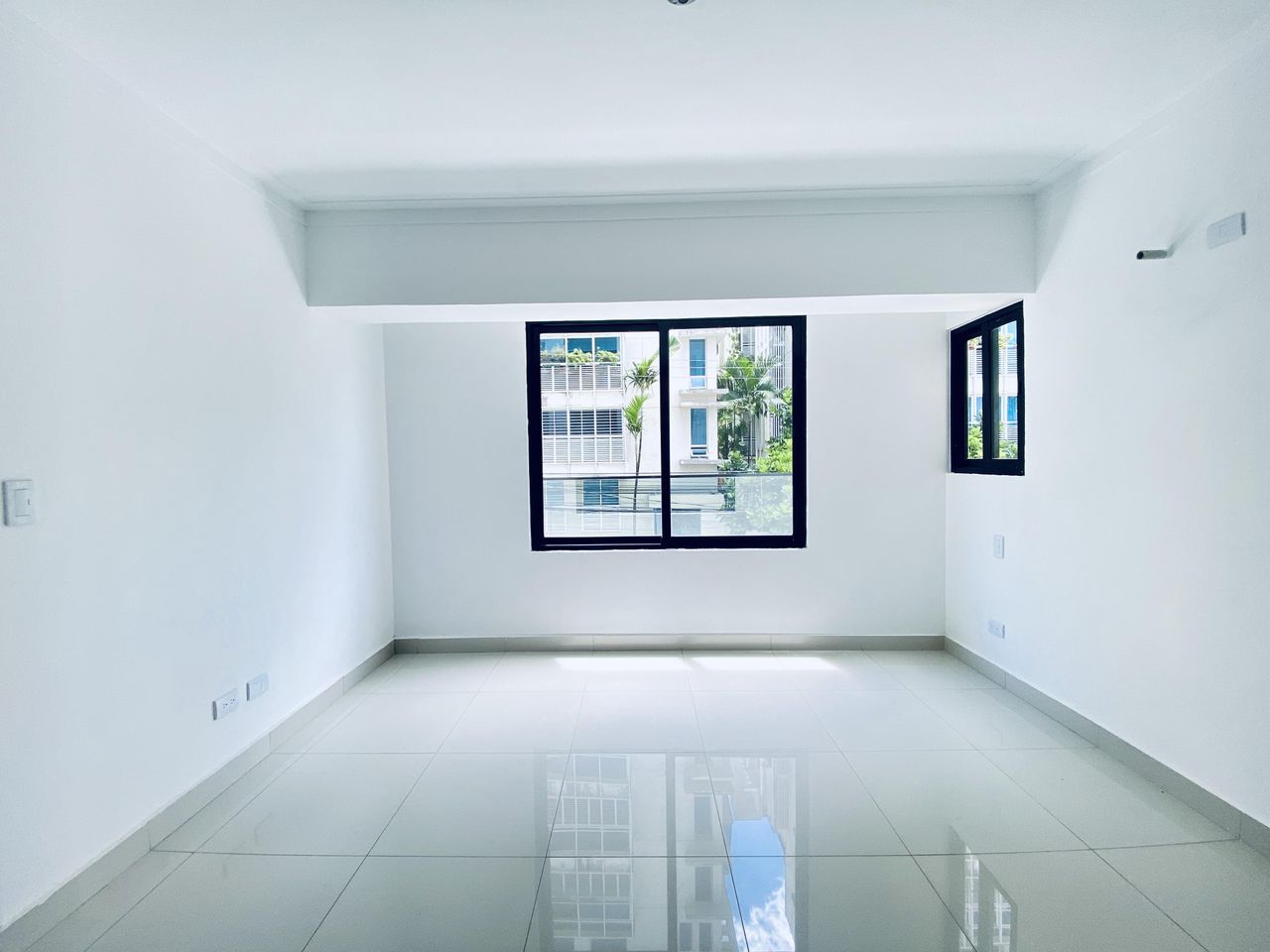 apartamentos - ALQUILO APARTAMENTO EN SERRALLES A PASOS DE AGORA  9