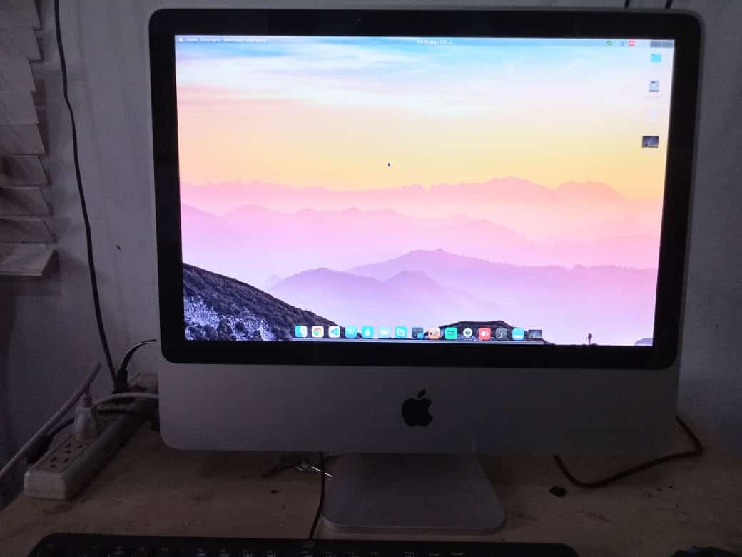 computadoras y laptops - PC iMac mid 20"