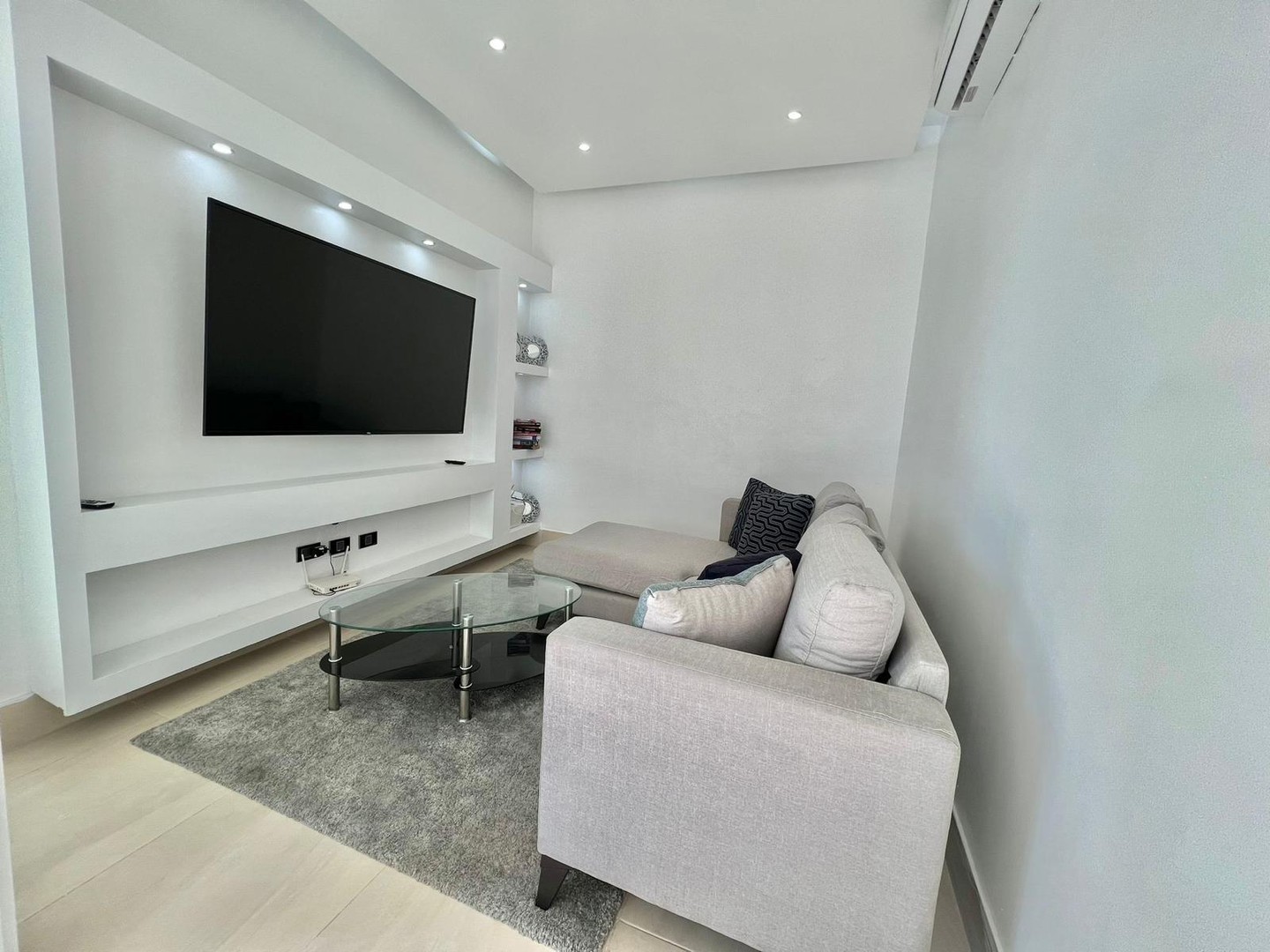 apartamentos - Alquiler de apartamento de 3 habitaciones en la esperilla 9