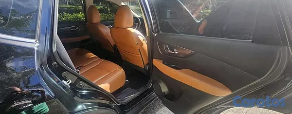 jeepetas y camionetas - Nissan rouge 2014 9